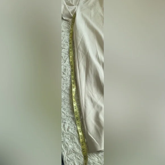 Aritzia Babaton Agency Pant - (Re)ssential - Picture 7 of 7